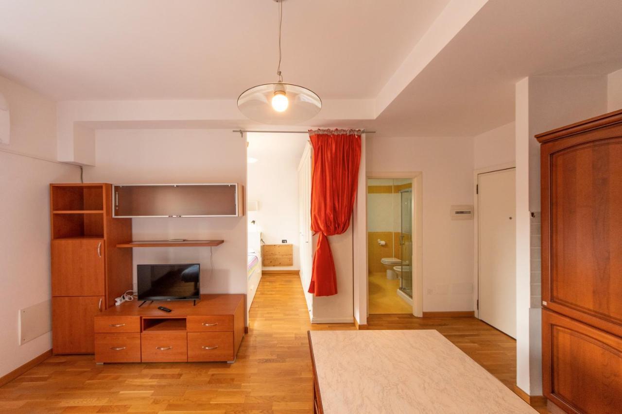 Apartamento Housmart Milazzo 5 Bolonia Exterior foto